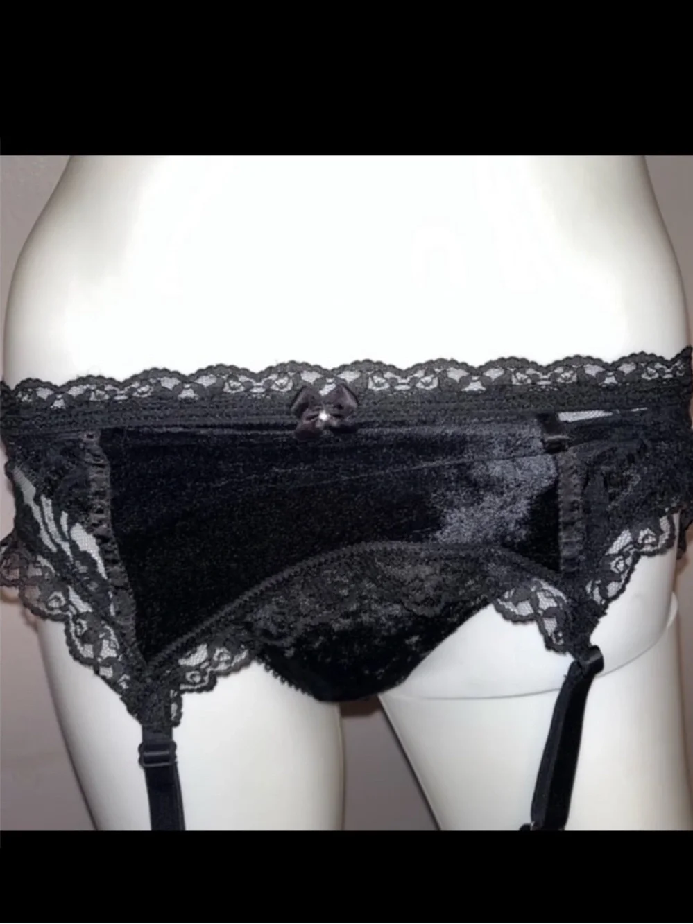 Elegant Black Lace Lingerie Set